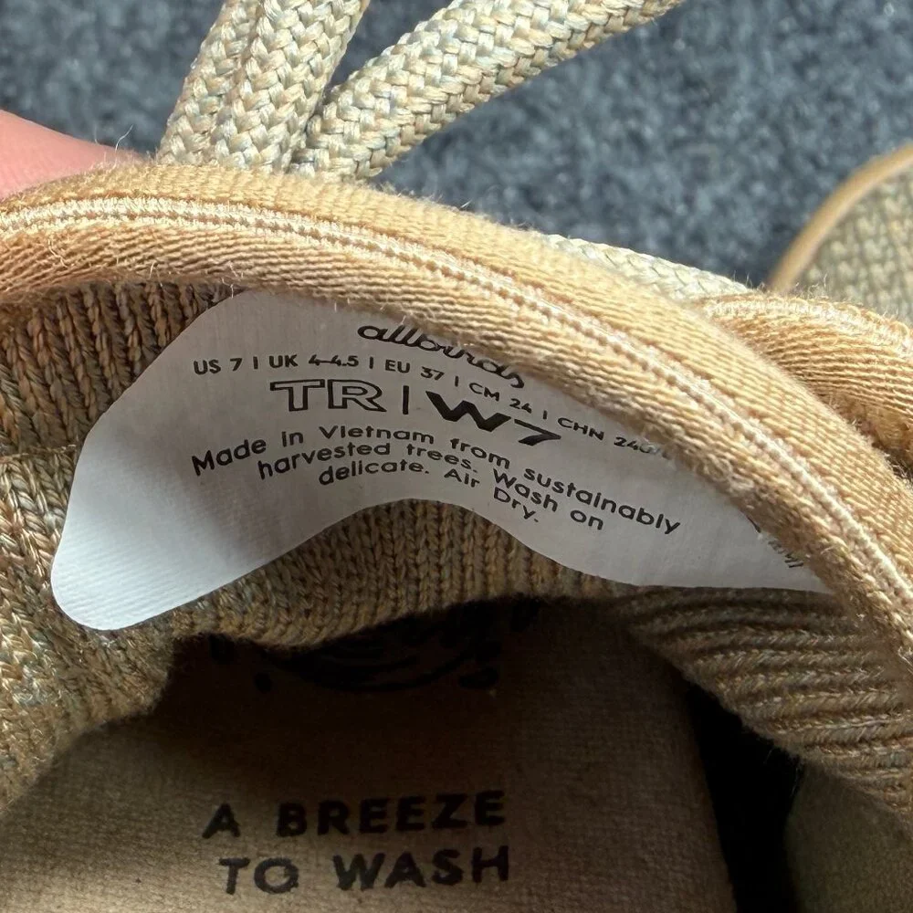 Allbirds Tree‎ Runner Athletic Shoes Women's Hazy Beige Lightweight Knit Running